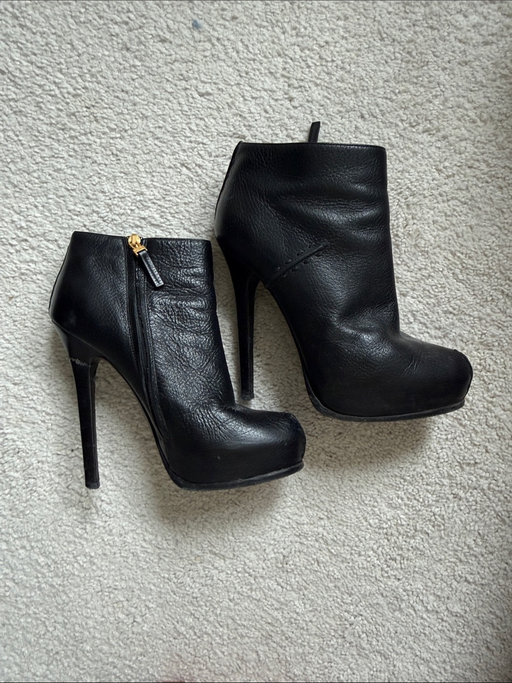 Fendi Black Leather High Heel Ankle Booties with Gold Zip